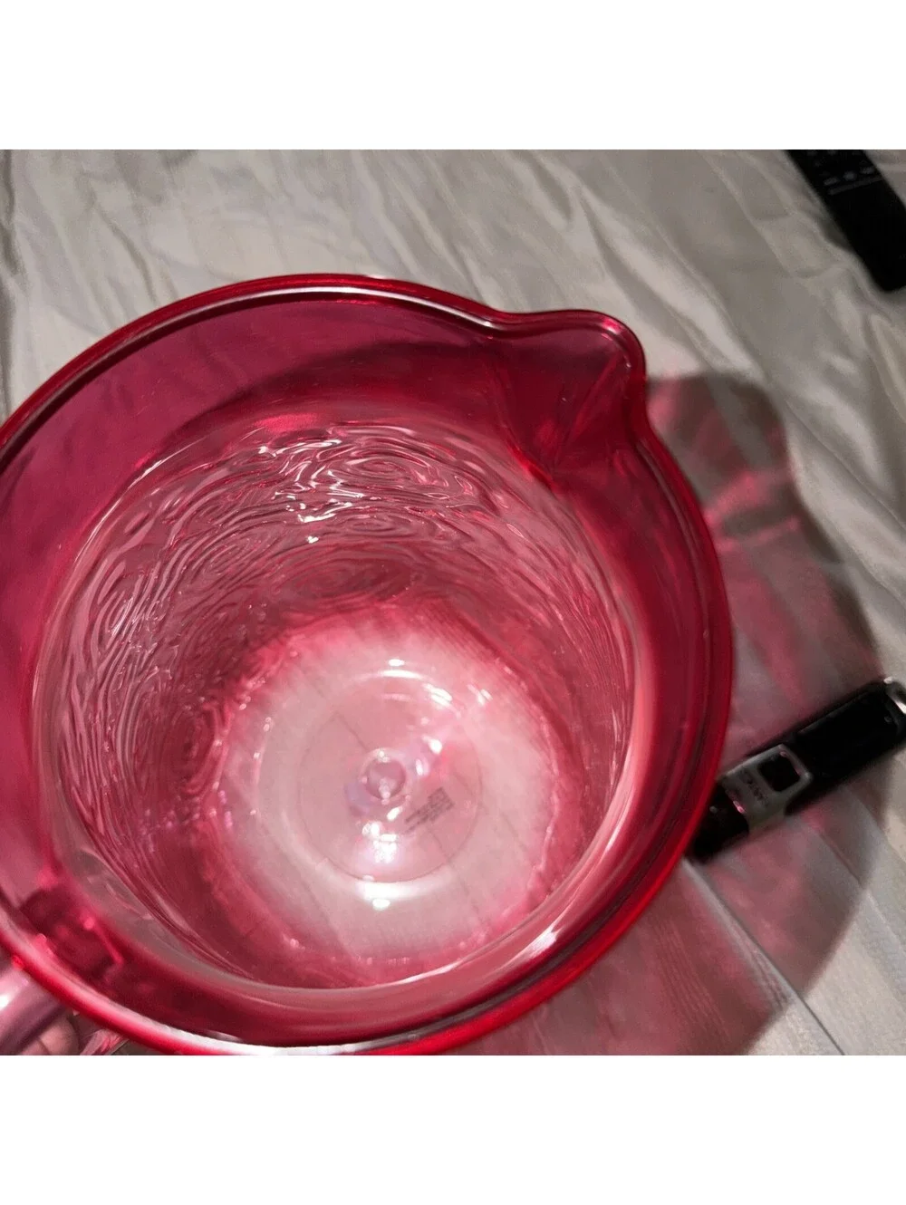 Paris Hilton Hot Pink Roses  4 Quart Acrylic Pitcher & 4 cup combo NWT